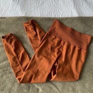 NWOT Free People Movement Good Karma Leggings